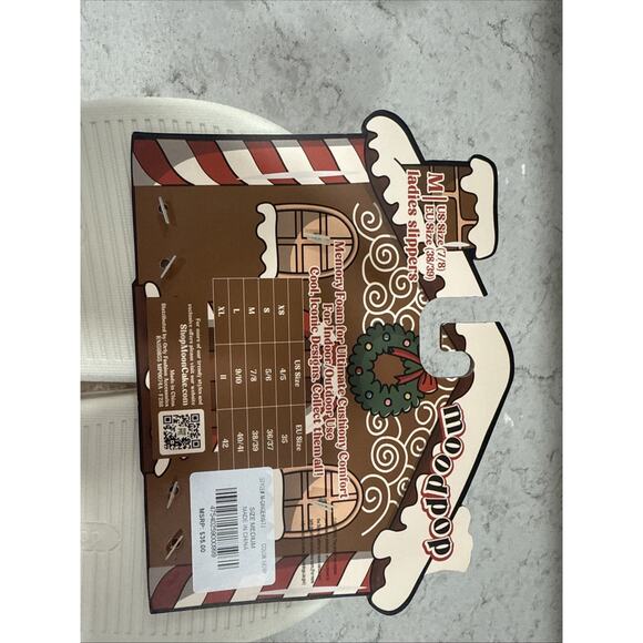 GINGERBREAD Ladies Med 7/8 Memory Foam Hood Back Slippers House Shoes NEW - Picture 7 of 7